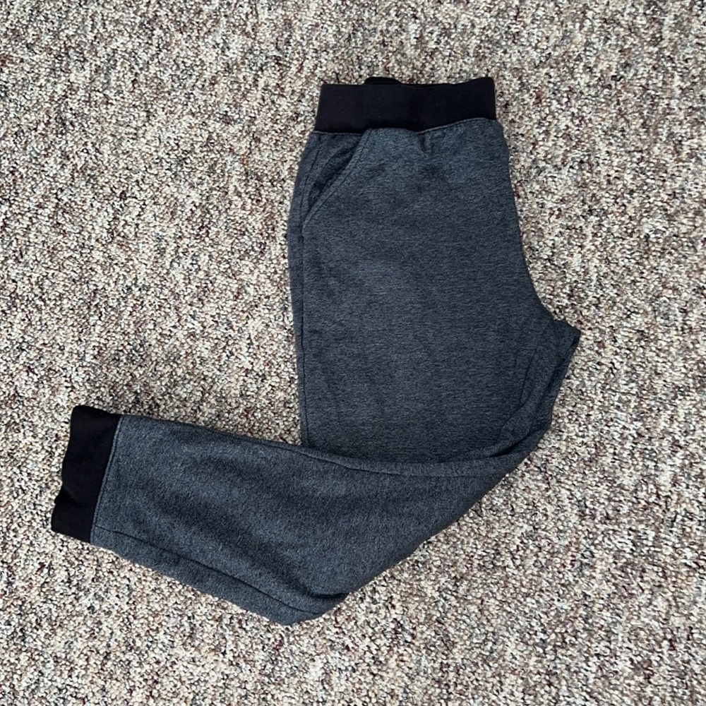 Boys joggers size 18/20 XXL
